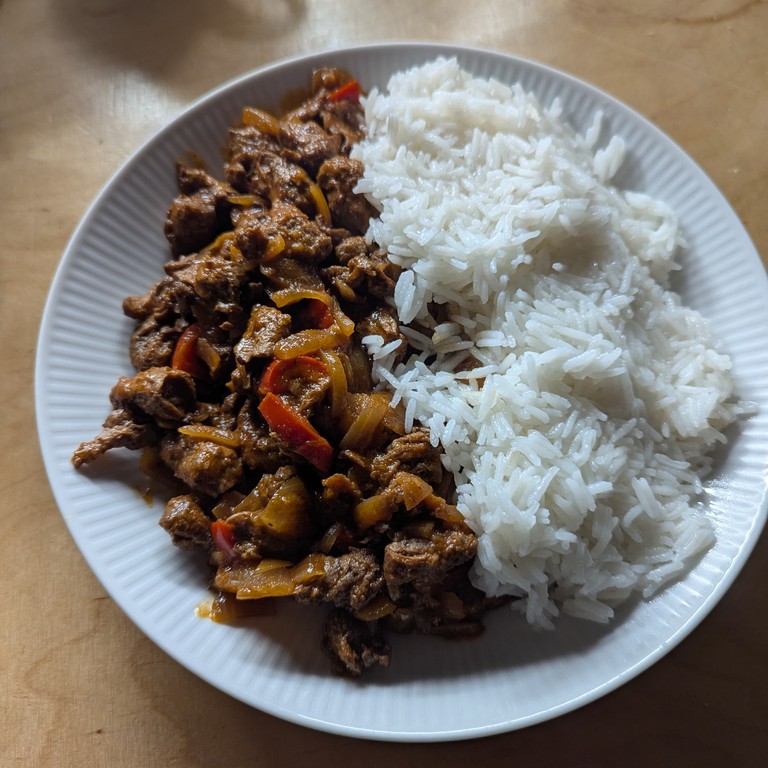Veganes Gulasch