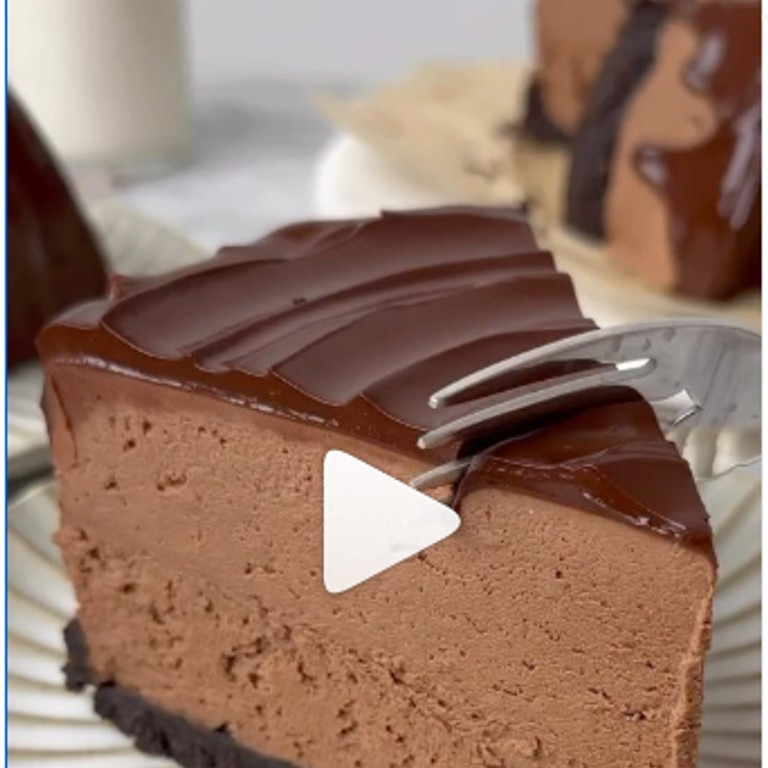  Creamy No Bake Vegan Chocolate Cheesecake
