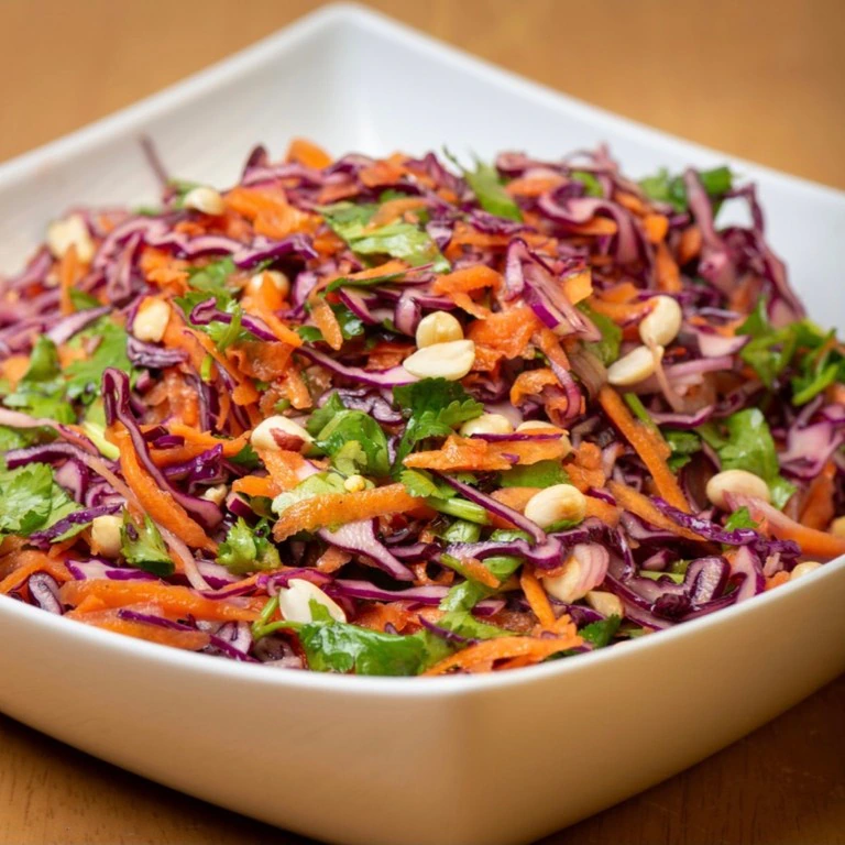 Ensalada Thai Repollo morado - Mr. Cook