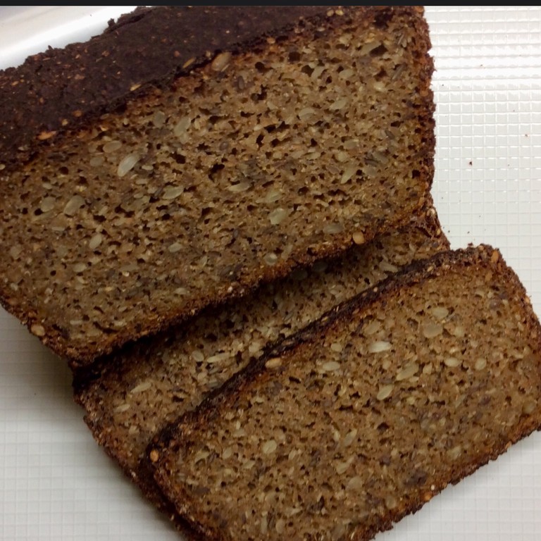 Einfaches Vollkornbrot 