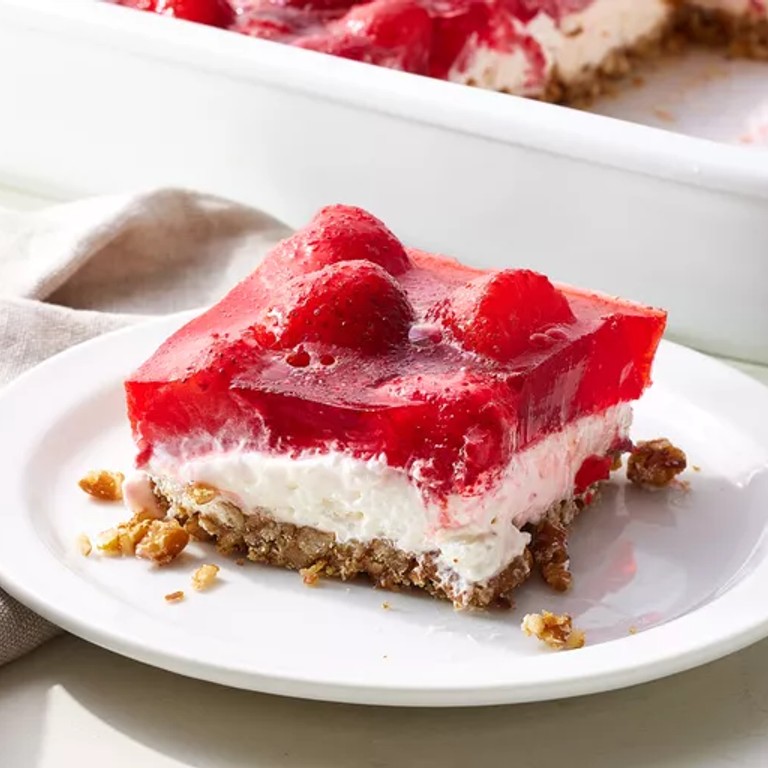 Strawberry Pretzel Salad