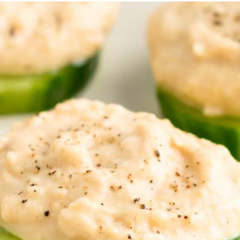 Cucumber Hummus Bites - Pepinillo y hummus