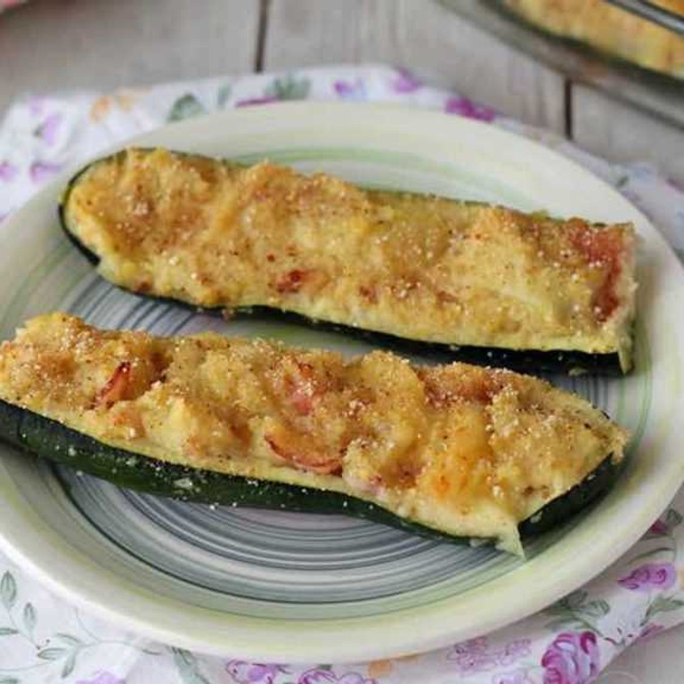 Courgettes farcies aux pommes de terre et au jambon