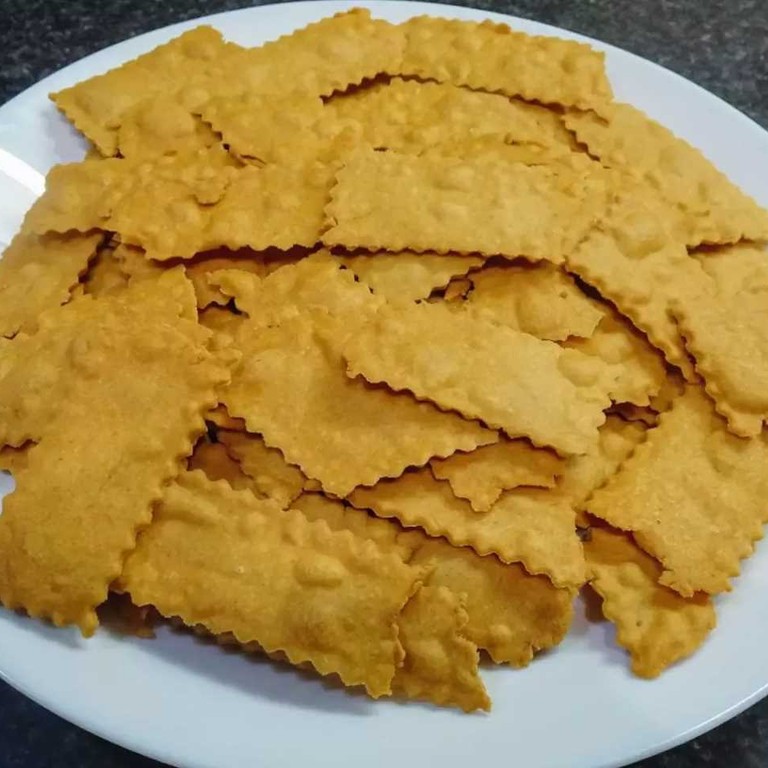 Crackers à la farine de pois-chiches et de maïs