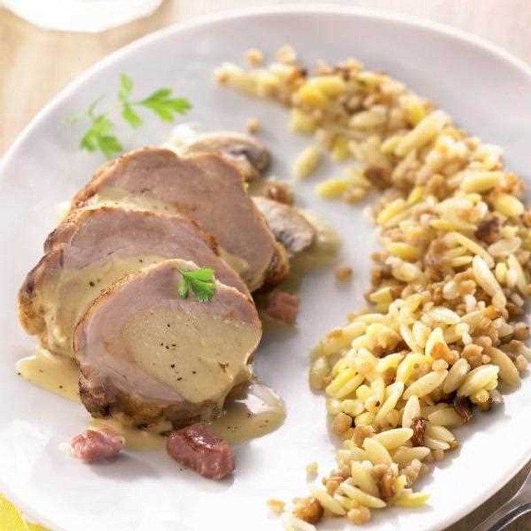 Filet mignon de porc aux champignons et céréales