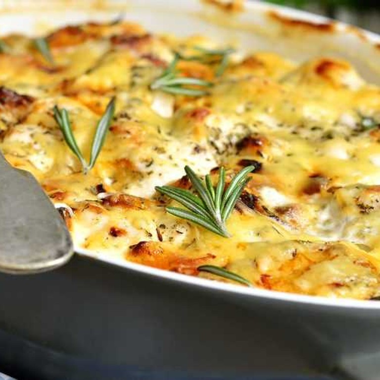 Gratin de lotte et de champignons au lard