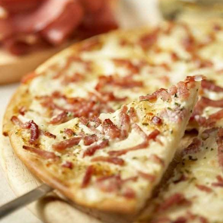 Pizza lorraine