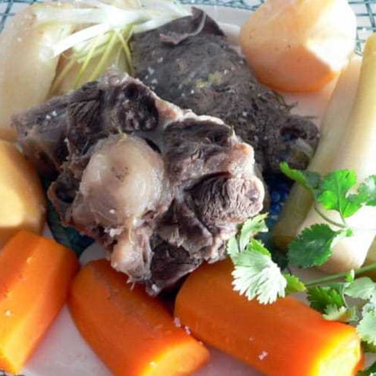 Pot-au-feu de boeuf aux légumes anciens