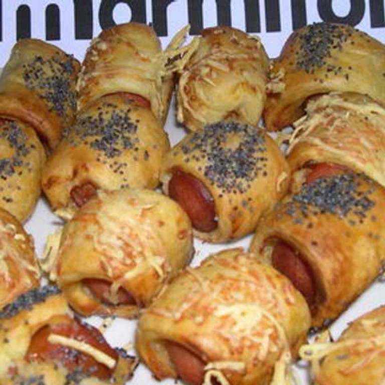Roulés feuilletés au saucisson à l'ail