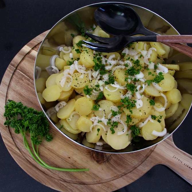 Salade de pommes de terre alsacienne