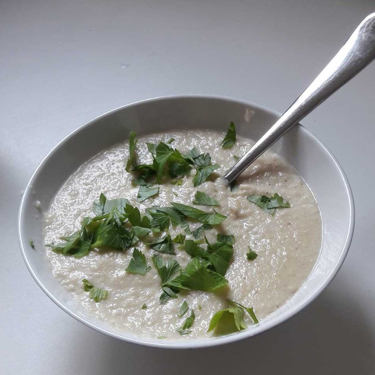 Sauce anglaise au pain (Bread Sauce)