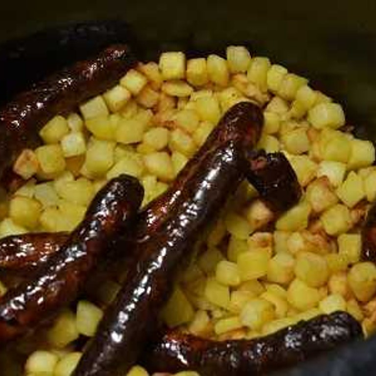 Saucisses aux pommes de terre rissolées (Extra Crisp)