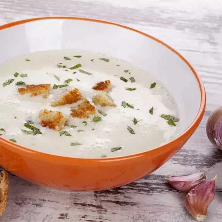 Soupe à l'ail (Magimix)