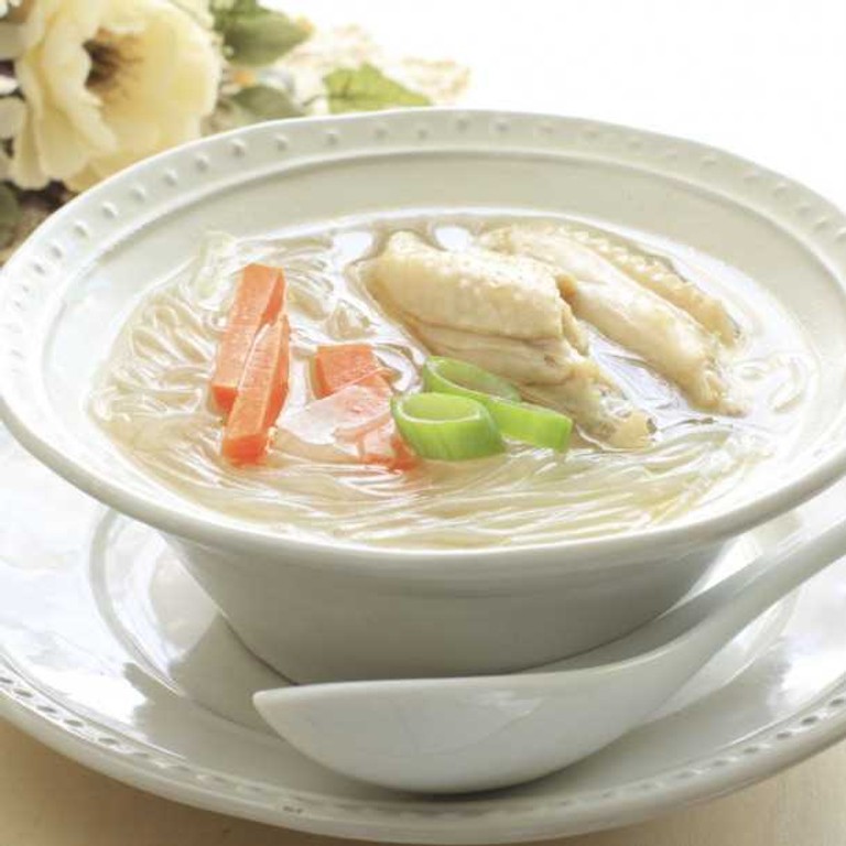 Soupe de poulet aux carottes (Micro-ondes)