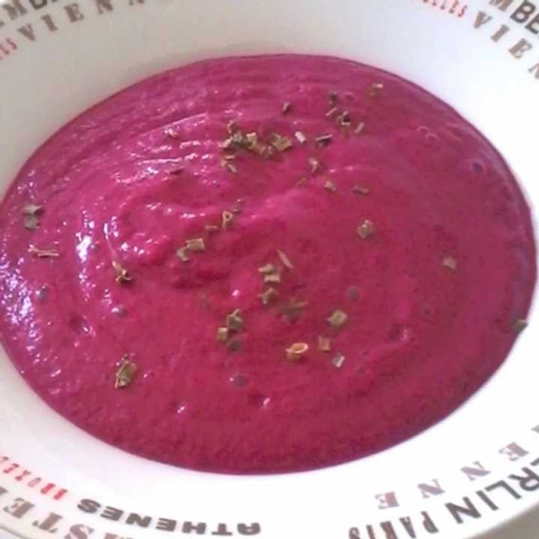 Soupe froide de betterave et concombre (Blender chauffant)