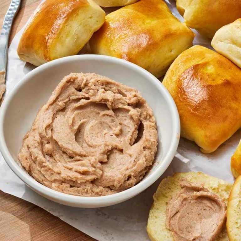 Copycat Texas Roadhouse Cinnamon Honey Butter