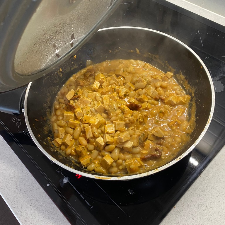 Feijoada de feijão branco vegan
