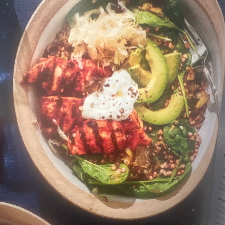 Buckwheat Bowl met Gerookte Paprika Kip