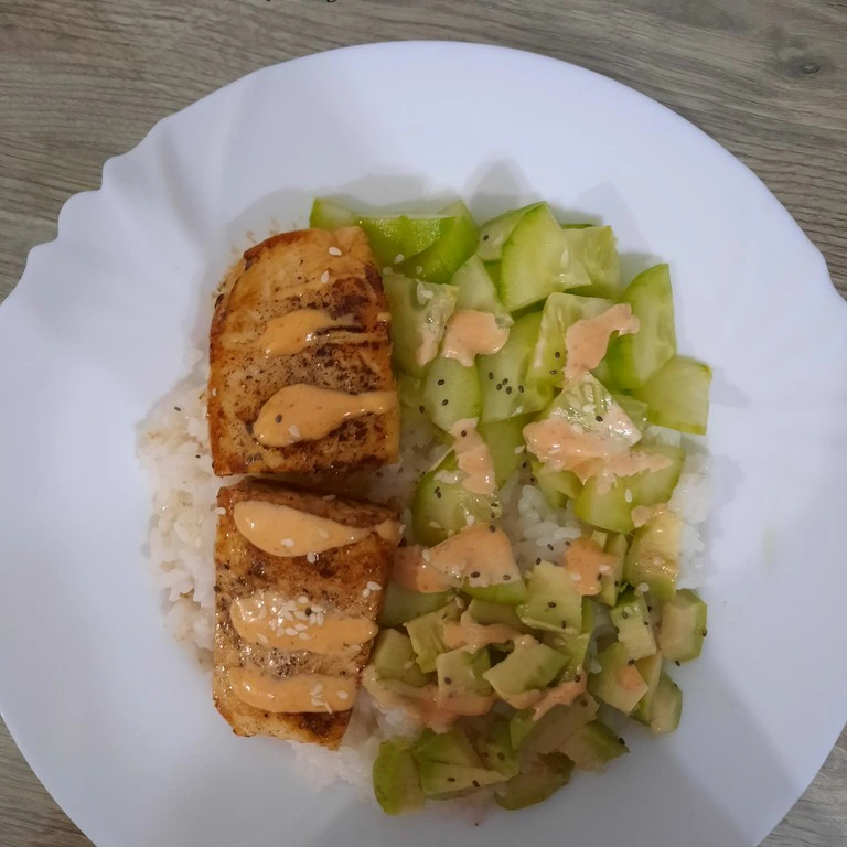 Salmon bowl