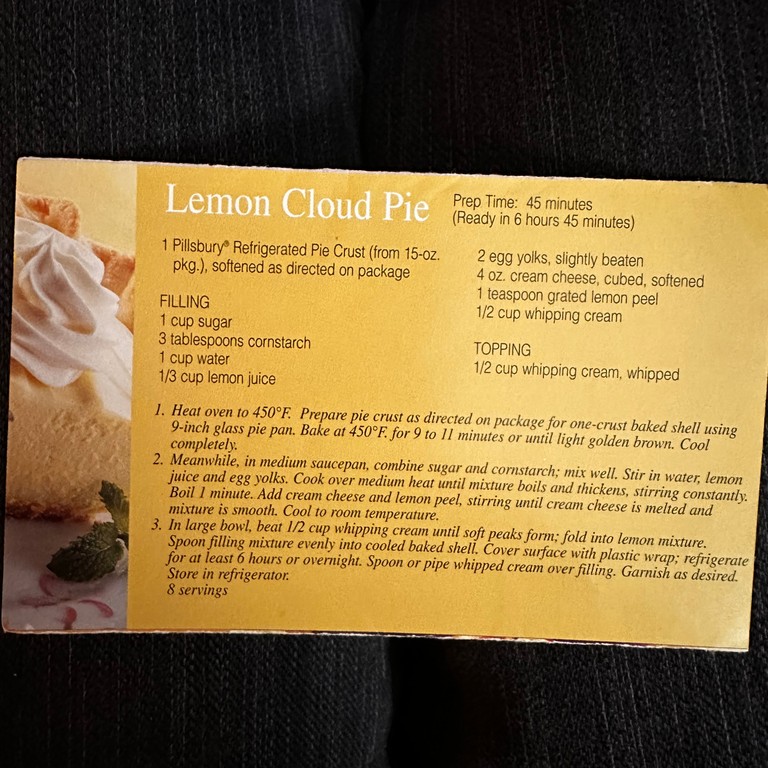 Lemon Cloud Pie