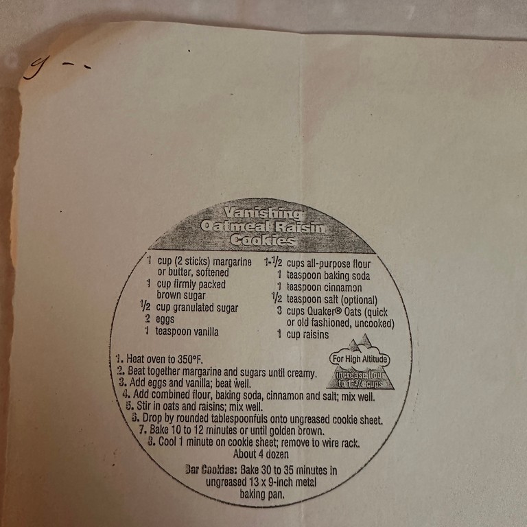 Vanishing Oatmeal Raisin Cookies