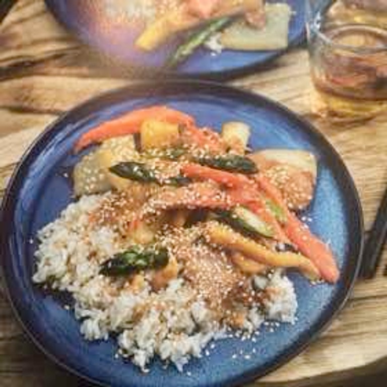 Légumes Racines Au Riz Complet Et À La Sauce Miso