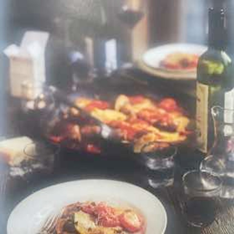 Salsiccia Con Patate E Pomodori Al Forno