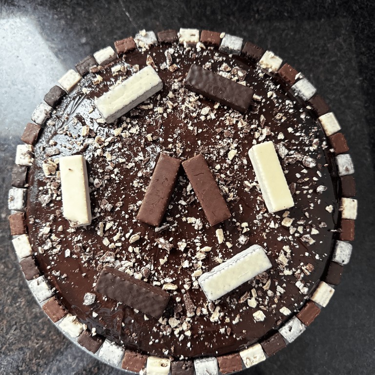 BOLO DE BIS COM RECHEIO DE PRESTIGÍO