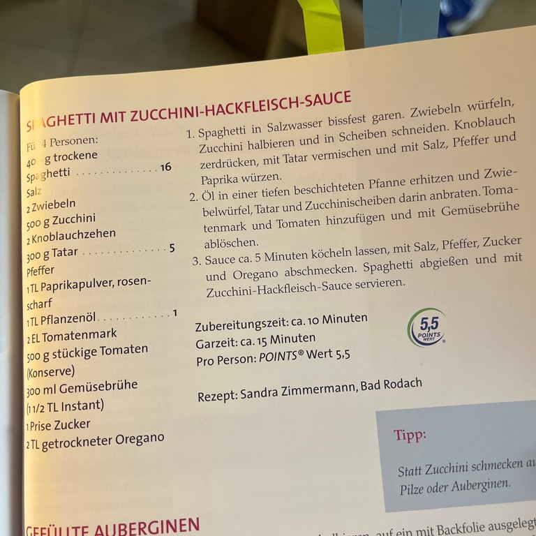 Spaghetti with Zucchini and Minced Meat Sauce