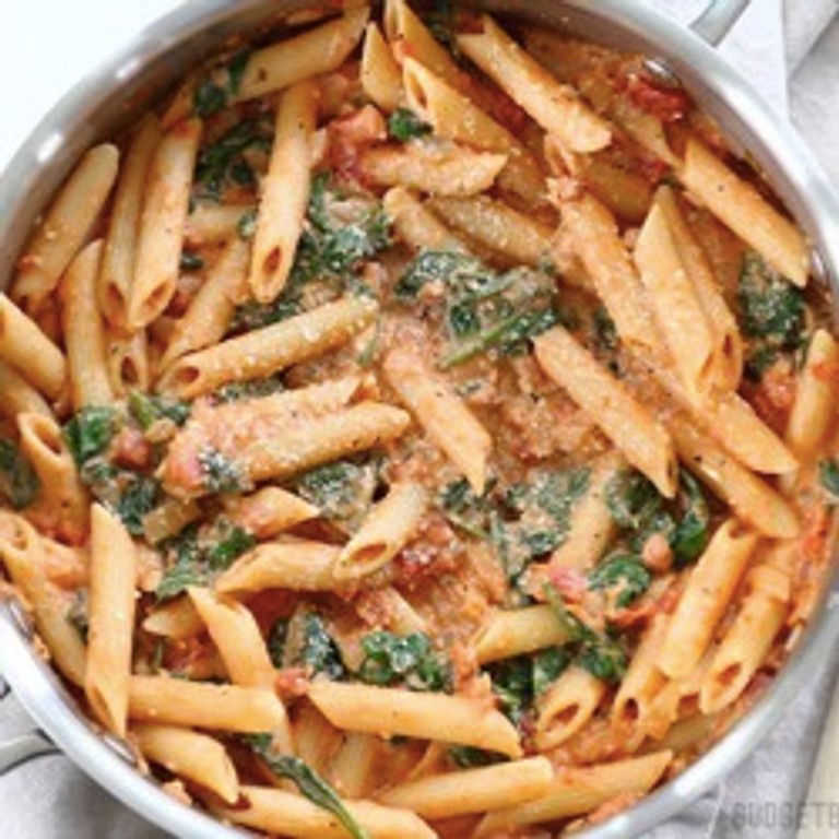 Creamy Tomato and Spinach Pasta