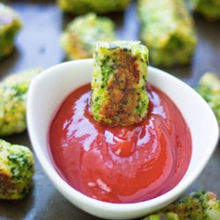 Healthy Baked Broccoli Tots