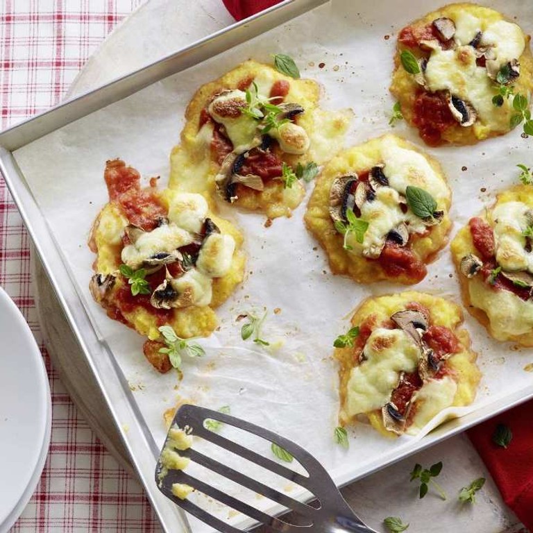 Polenta-Pizzettas