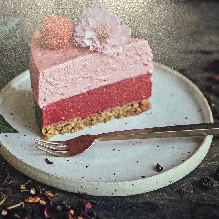 Himbeertorte mit Tee-Sirup