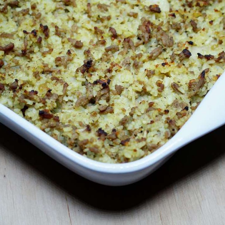 Bobotie ovenschotel met peer en mango chutney. -