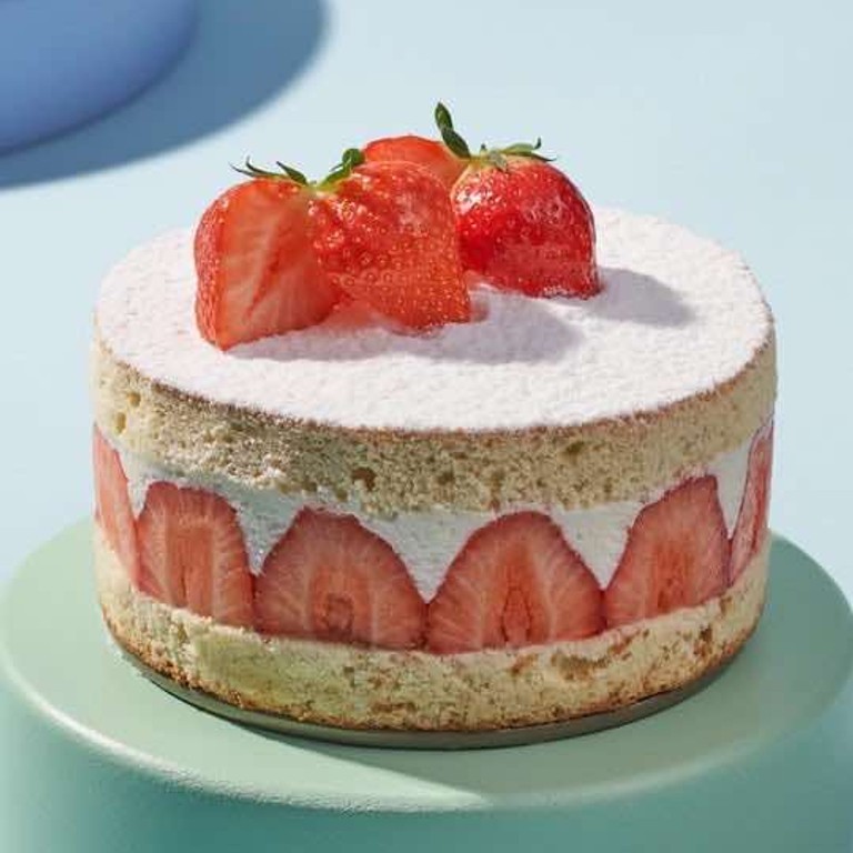 Citroen-kwarktaart met aardbeien