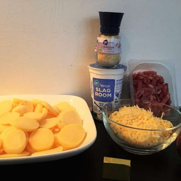 Gerechten zonder pakjes en zakjes #38. Aardappel Anders Bacon-ui -