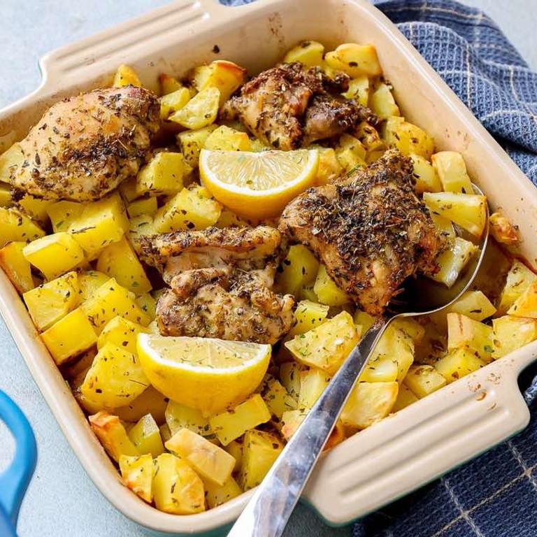 Griekse kip met aardappels en citroen