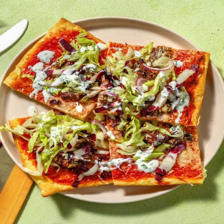 Pizza kipgyros met zelfgemaakte knoflooksaus