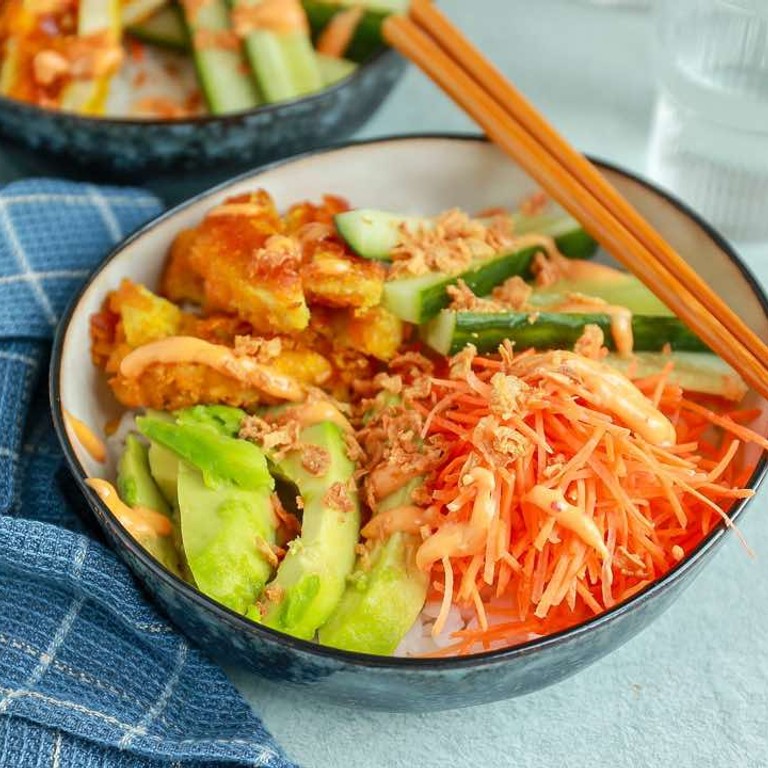 Poké bowl met kip