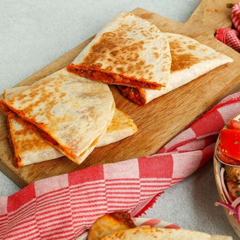 Quesadilla bolognese