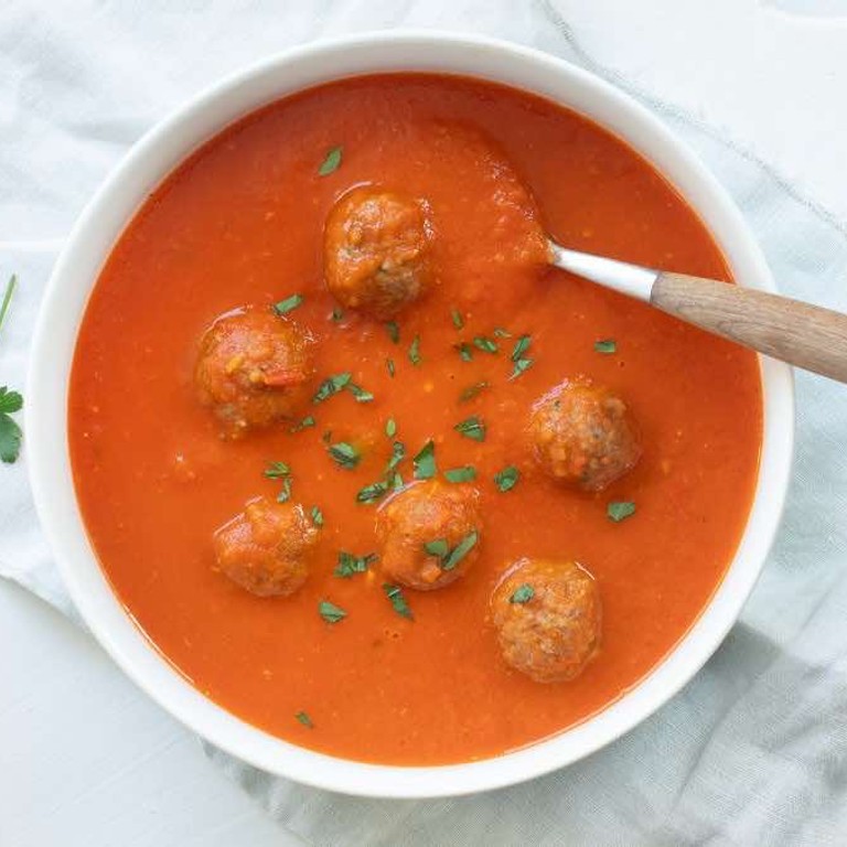 Tomatensoep met balletjes