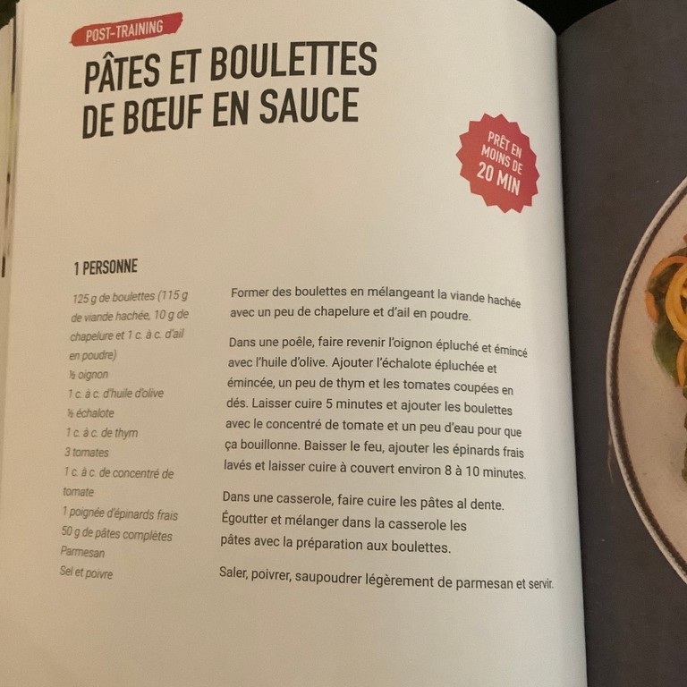 Pâtes et Boulettes de Bœuf en Sauce