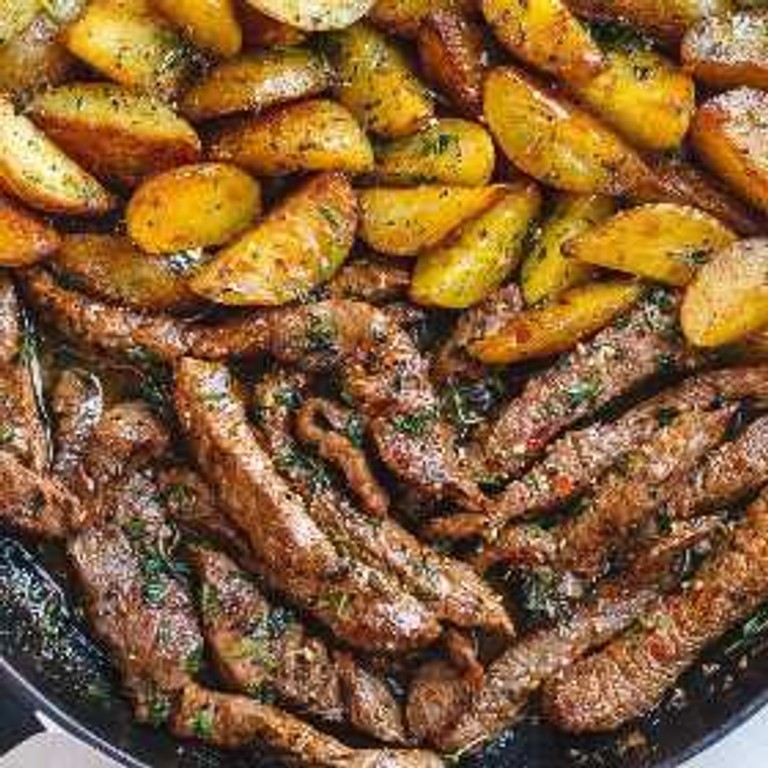 Garlic Butter Steak and Potatoes Skillet