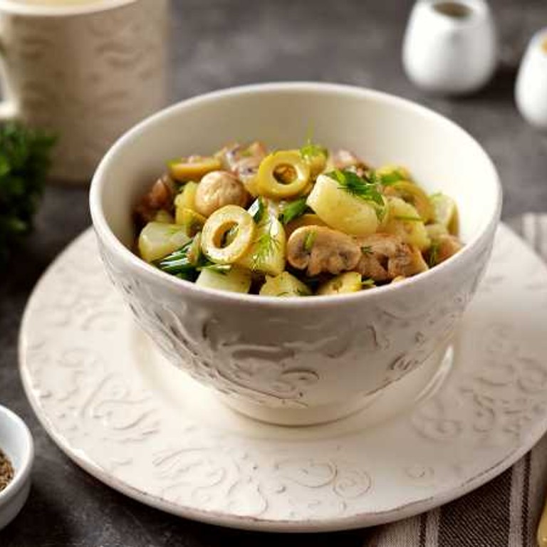 5. Постный салат с картофелем и грибами