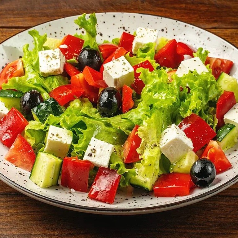 4. Греческий салат