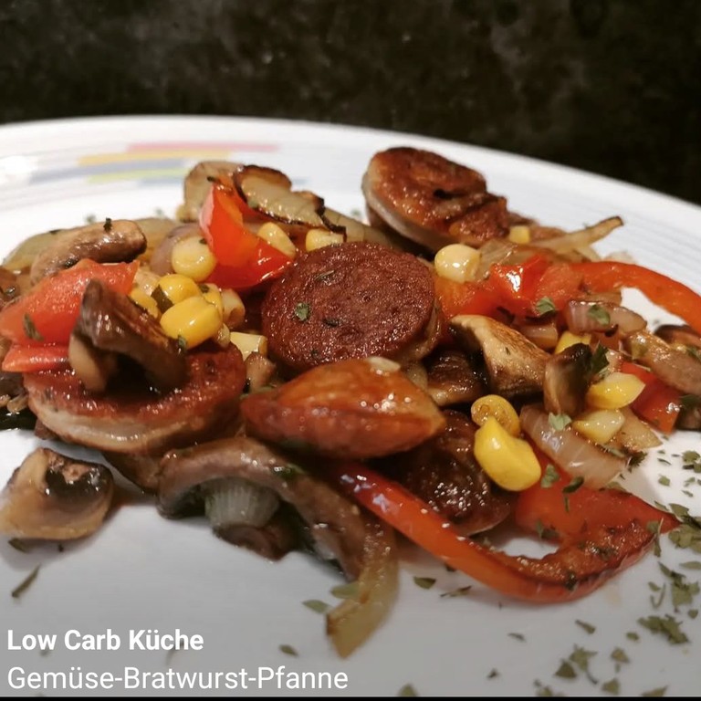 Bratwurst Gemüse Pfanne