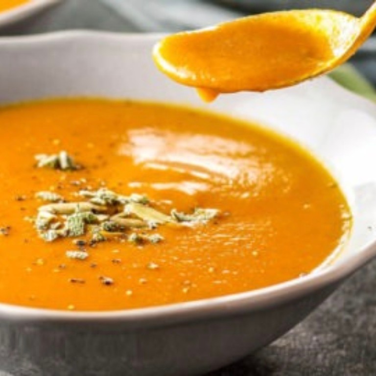 Tomato pumpkin soupe