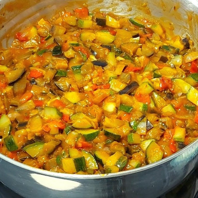 Guiso de Berenjenas y Zucchini - 019G1