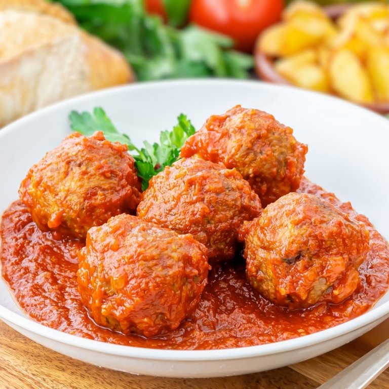 Albóndigas en salsa de tomate y pimiento - 022G1