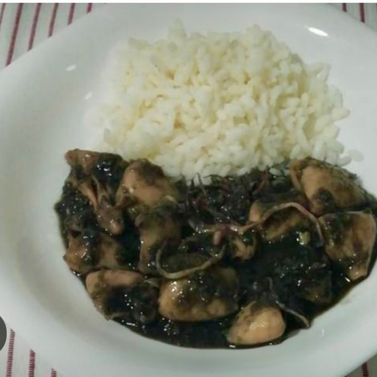 CHIPIRONES EN SU TINTA